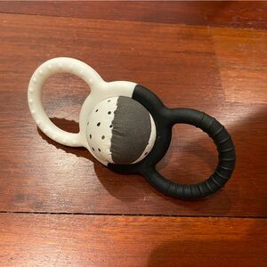Monochrome Baby Teething Toy Looker Play Kit